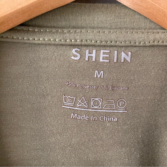 Bundle of 3 plain SHEIN shirts. Size medium - Picture 5 of 10